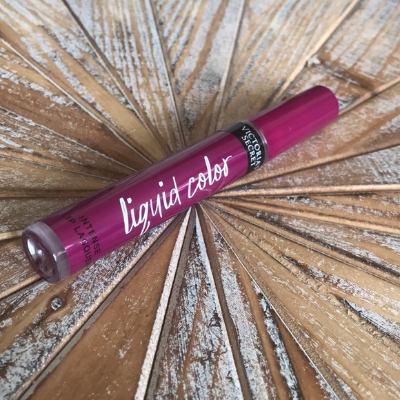 Victoria's Secret Other - 🥰 NWT Victoria's Secret Lip Lacquer in Runway